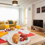 Lovely Apartment Near Sarajevo Airport