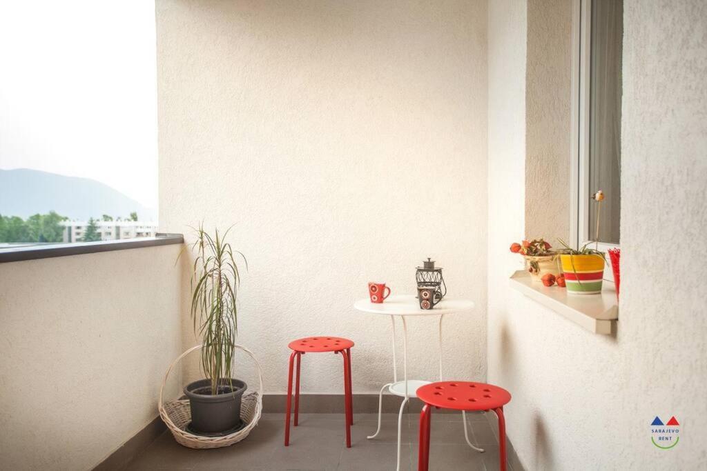 Lovely Near Airport Appartement *