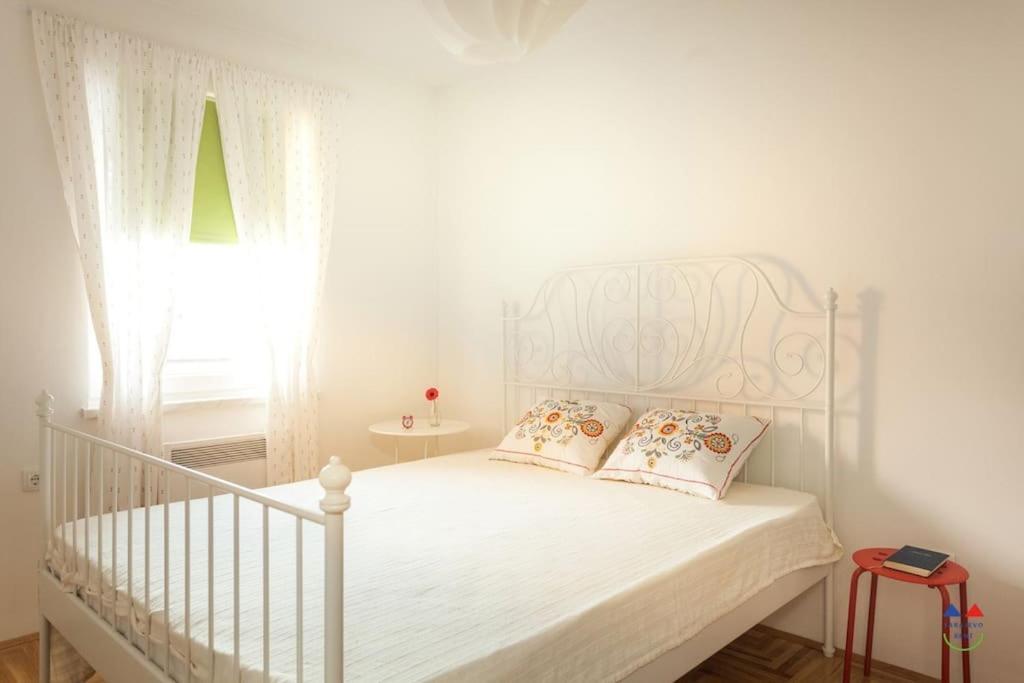 Appartement Lovely Near Airport